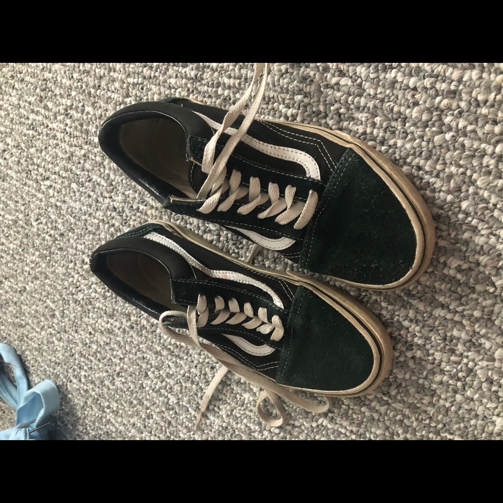Black old skool vans